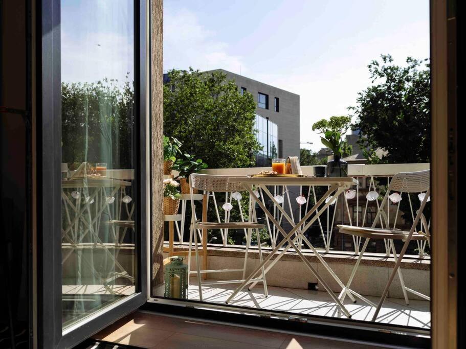 Bright 2Br Apartment - Top Location - City Balcony ブカレスト エクステリア 写真