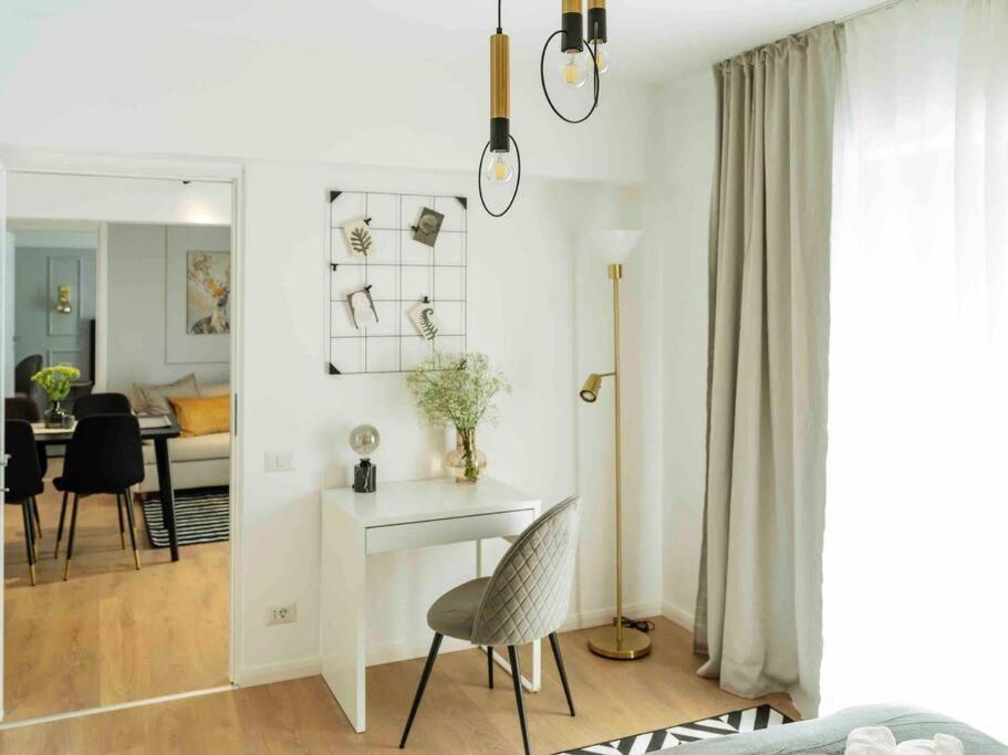 Bright 2Br Apartment - Top Location - City Balcony ブカレスト エクステリア 写真