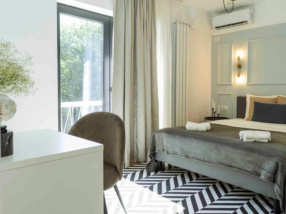 Bright 2Br Apartment - Top Location - City Balcony ブカレスト エクステリア 写真