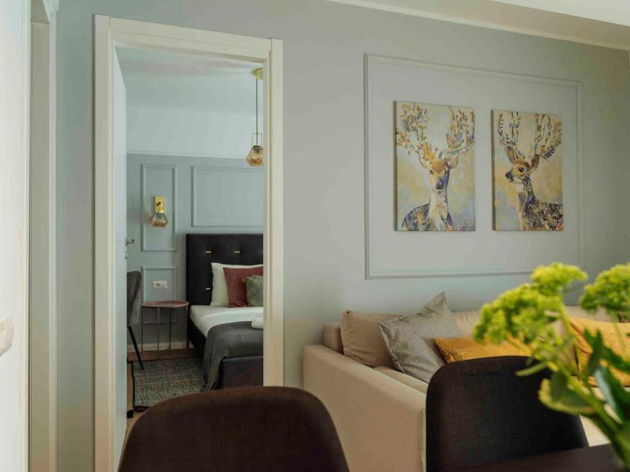 Bright 2Br Apartment - Top Location - City Balcony ブカレスト エクステリア 写真
